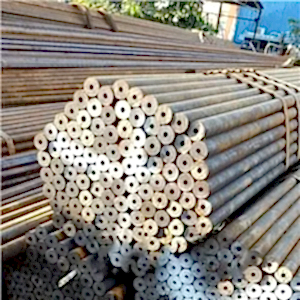 ASTM A 333  Sınıf  6,  8  Dikişsiz Boru Çelik Borular