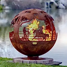 Odun yanan heykelsi ateş